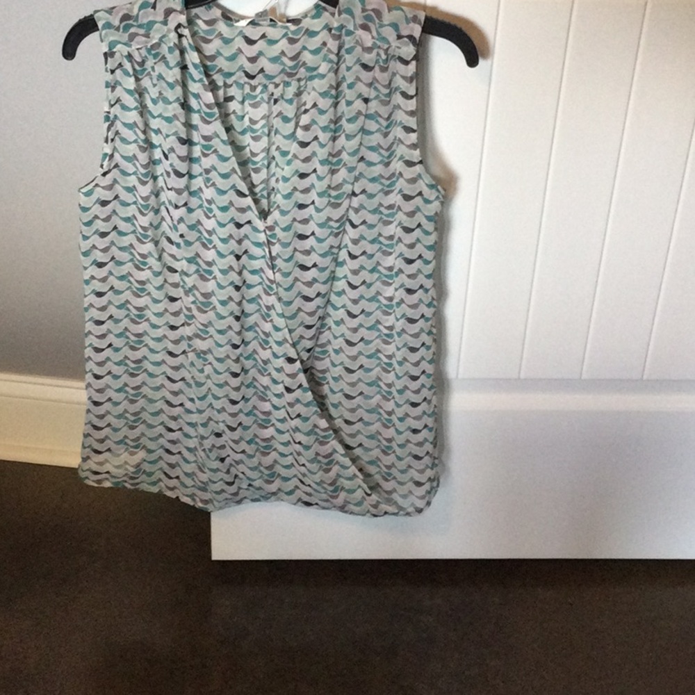 CAbi Green Sleeveless Pleated Blouse